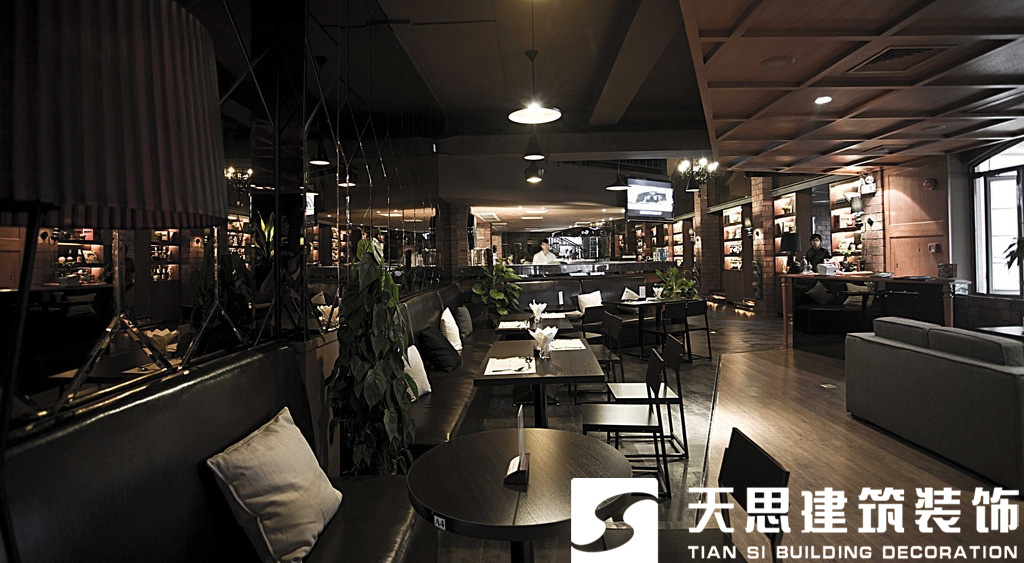 <a href=http://www.huadesports.cn/anli/ target=_blank class=infotextkey>合肥工裝</a>公司